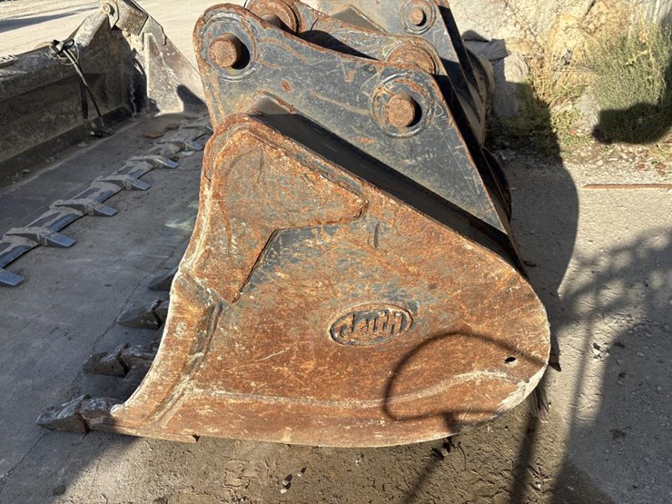 #5087-•-geith-24"-excavator-bucket-image-2