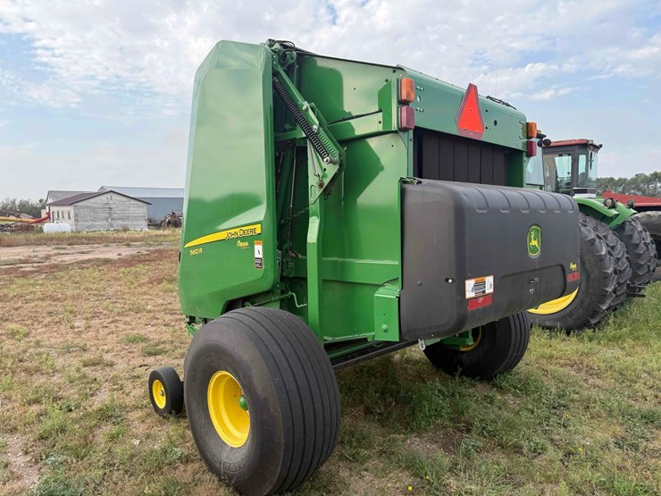 john-deere-560r-image-3