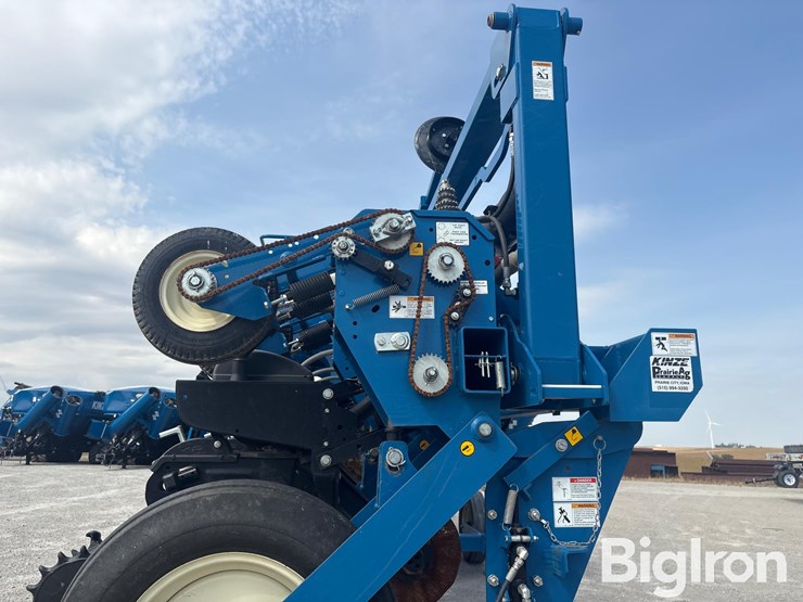 2019-kinze-3600-image-15