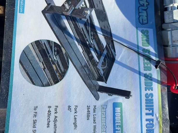 skid-steer-side-shift-fork-image-2