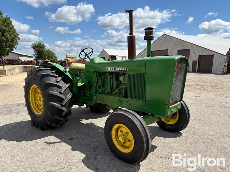 1964-john-deere-600-image-3