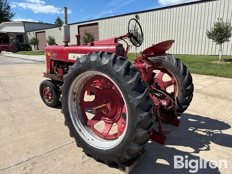 1957-case-ih-350-image-7