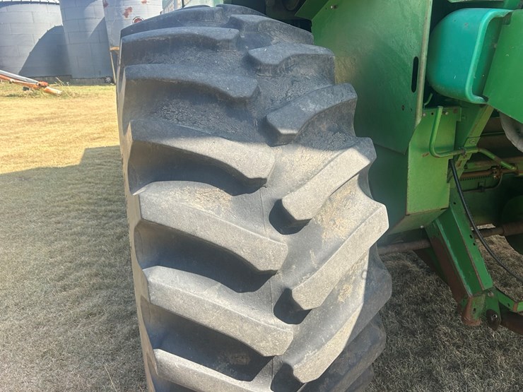 1994-john-deere-9600-image-21