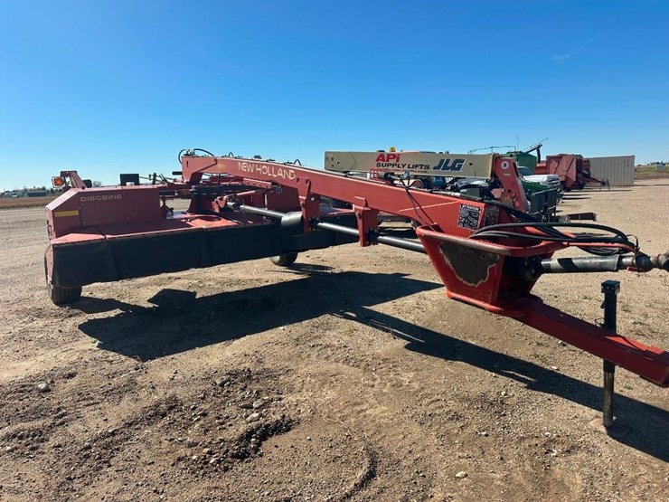 new-holland-1431-image-2