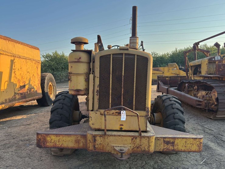 pmco-speedmatic-pm412-road-grader-image-5