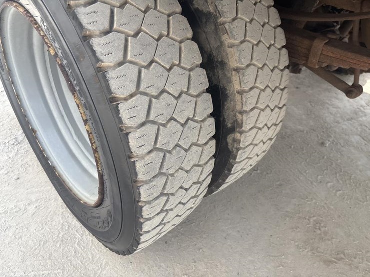 2008-ford-f550-image-51