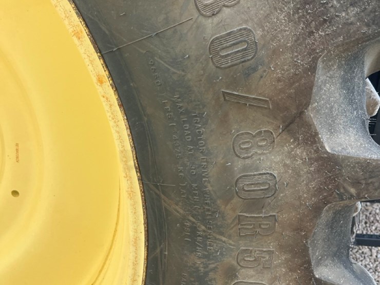 john-deere-8r-310-image-12