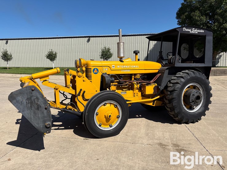 1947-international-i6-image-1