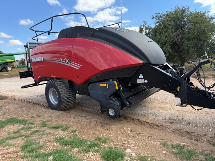 case-ih-lb434xl-image-7