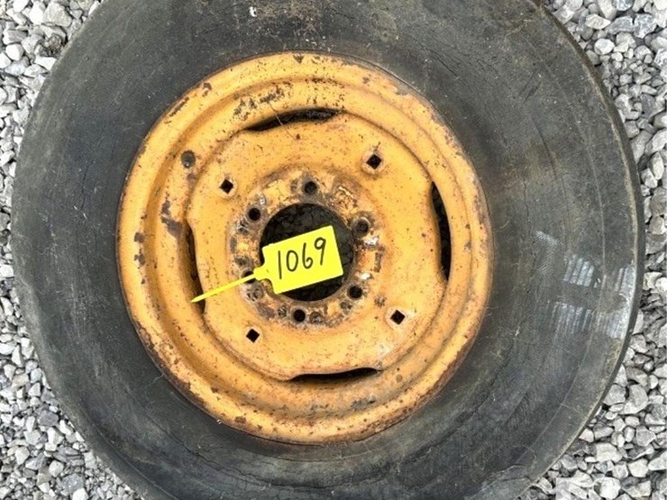 unknown-farm-tire-image-1