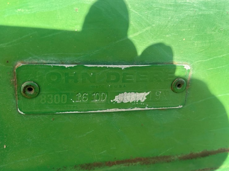 john-deere-8300-image-13