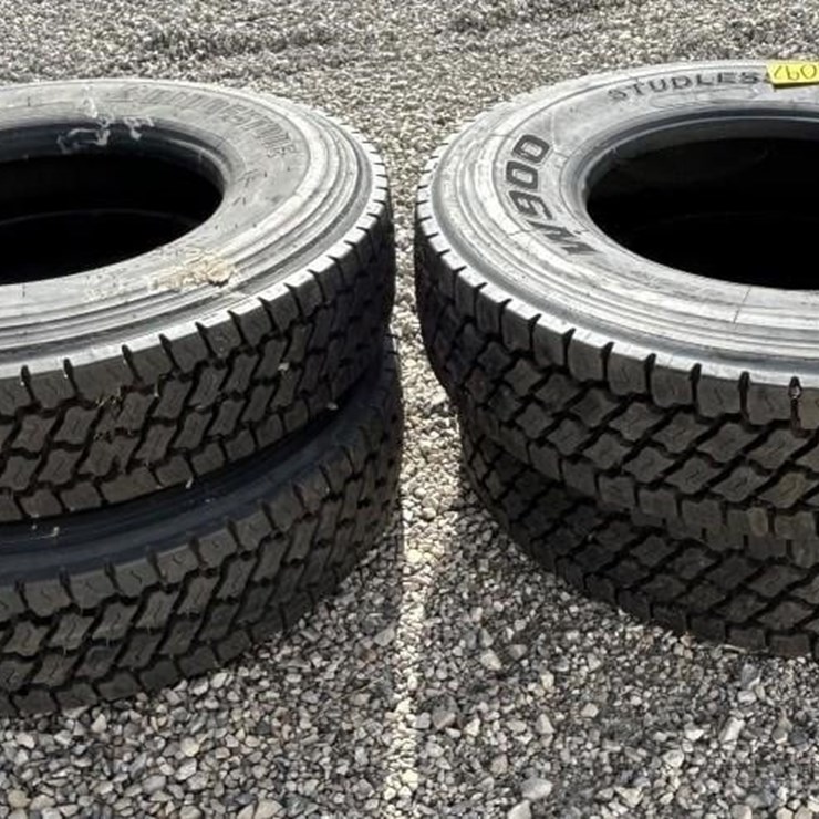 BRIDGESTONE 11R22.5