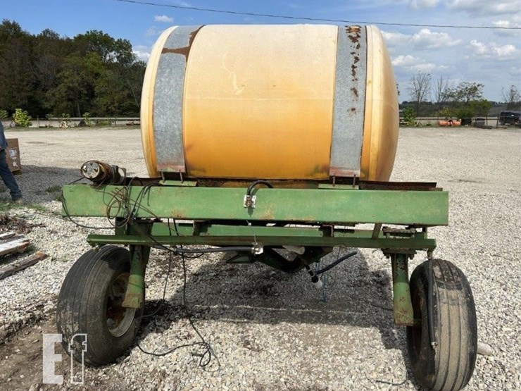 john-deere-1068-image-3