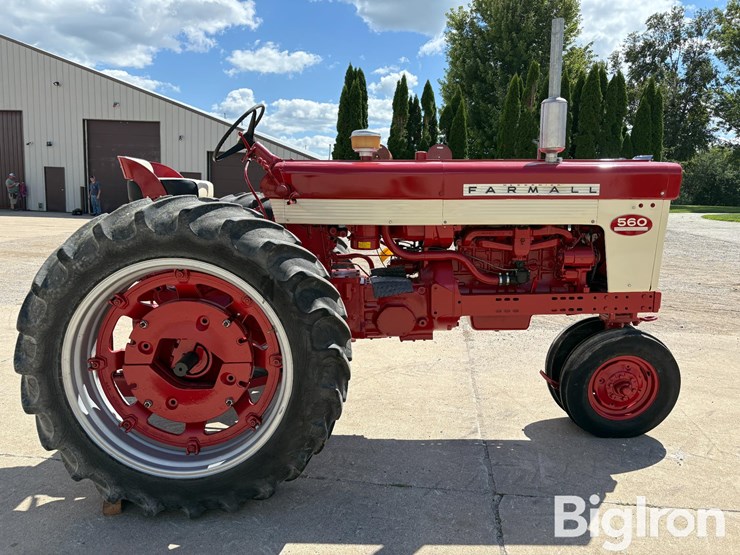 1959-case-ih-560-image-4