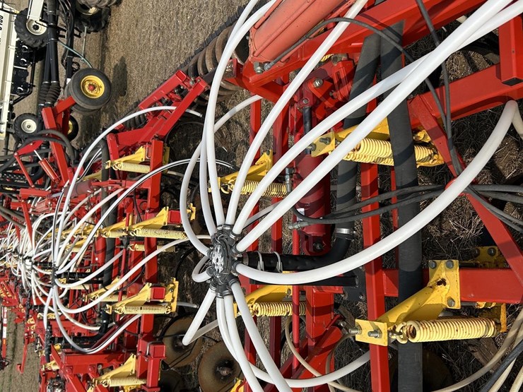 2008-bourgault-5710-59-image-113