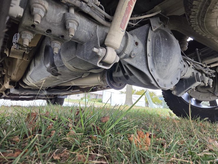 2023-gmc-3500hd-image-31