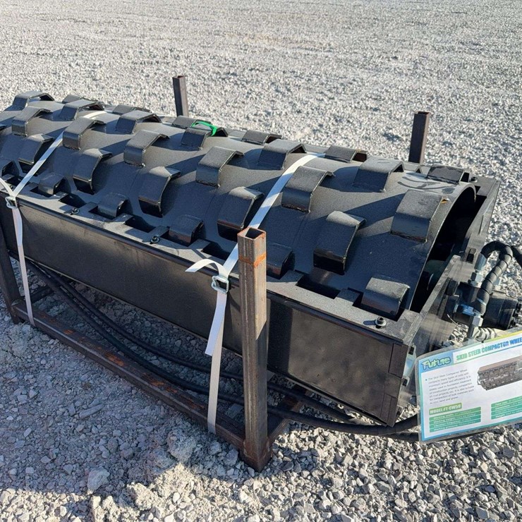 Skid steer compact wheel