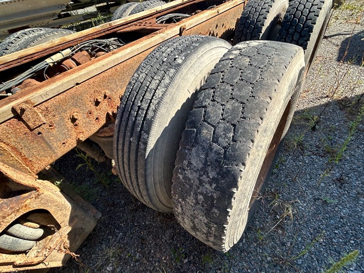 #4598-•-1993-western-star-quad-axle-truck-image-20