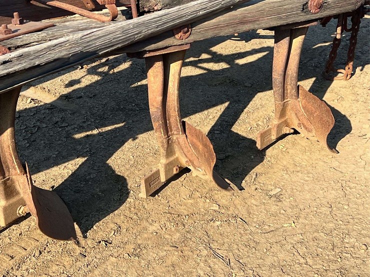 stockton-5-bottom-wood-beam-plow-image-14