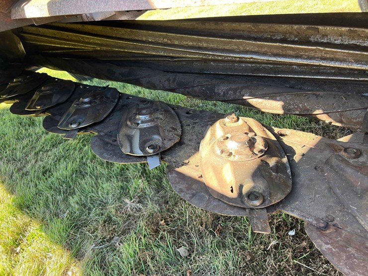 hesston-1365-image-15