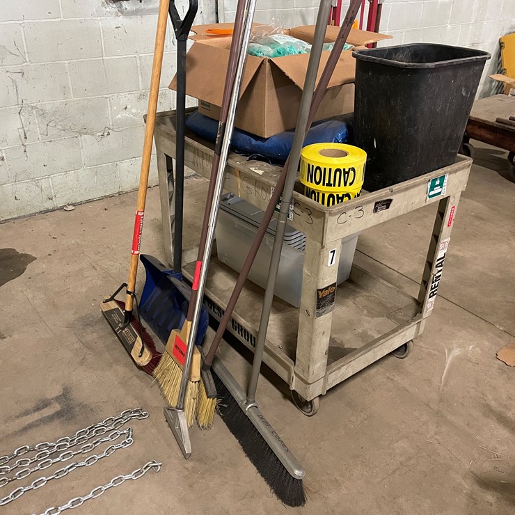 #7256 • Rolling Carts, Handled Tools, Rubber Gloves and More