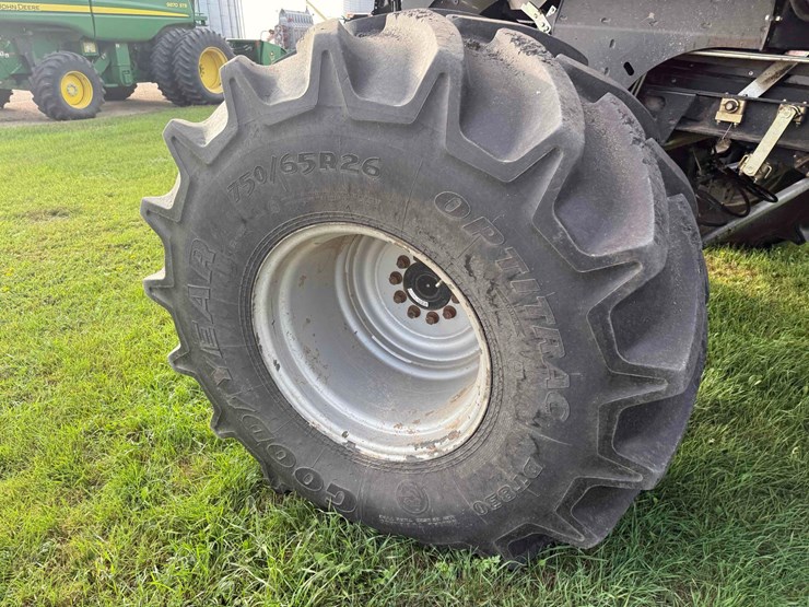 2013-case-8230-afx-combine-image-8