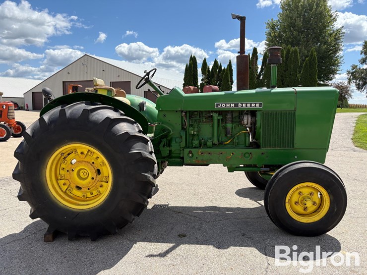 1964-john-deere-600-image-4