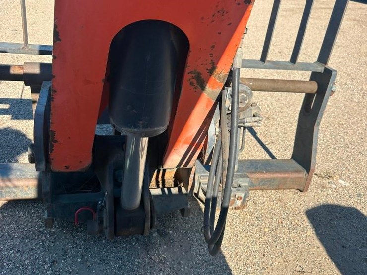 2008-jlg-g9-43a-image-8