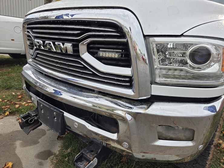 2018-dodge-ram-2500-image-14