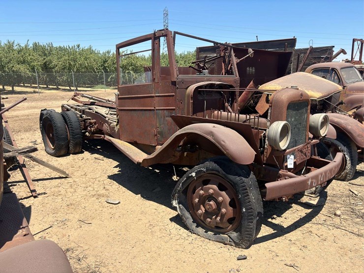 general-motors-project-truck-image-5