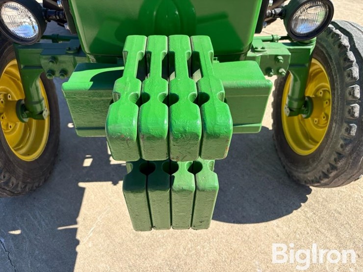 1969-john-deere-3120-image-16