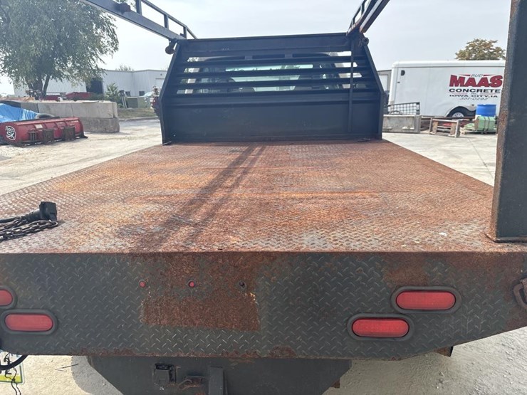 2008-ford-f550-image-19