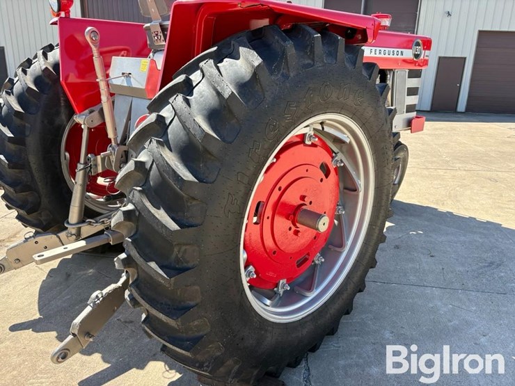 1969-massey-ferguson-1130-image-17