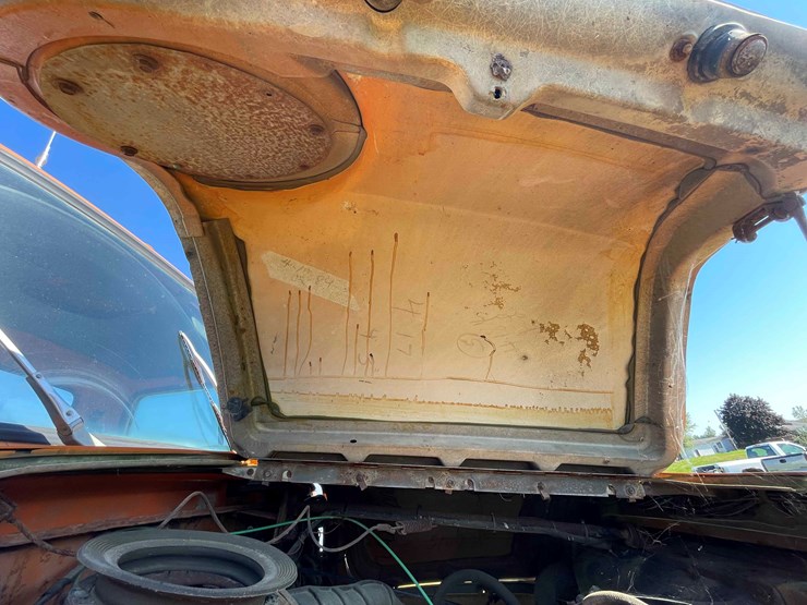 1984-ford-8000-image-70