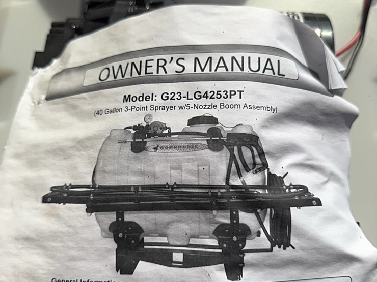 3-point-hitch-tank-sprayer-with-boom-brand-new-image-5