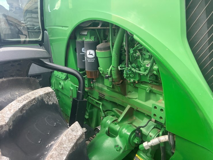 john-deere-8370r-image-17