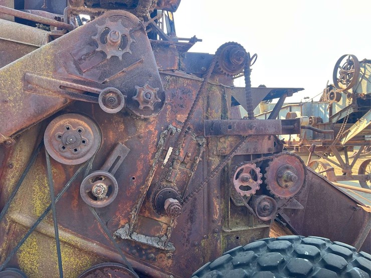 mccormick-combine-image-7