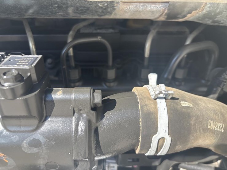 2019-bobcat-s770-image-24