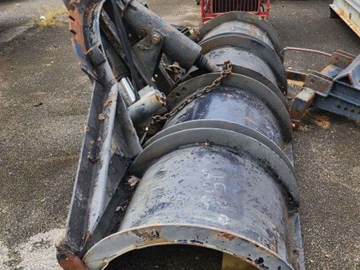 heay-duty-state-edition-snow-plow-image-3