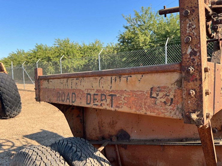 mccormick-road-grader-image-16