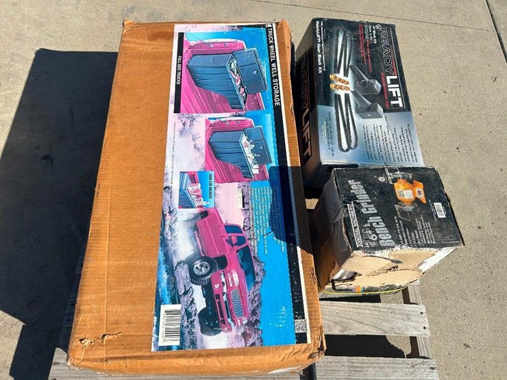 truck-accessories-and-tools-image-4