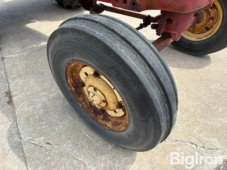 1956-massey-harris-444-image-12