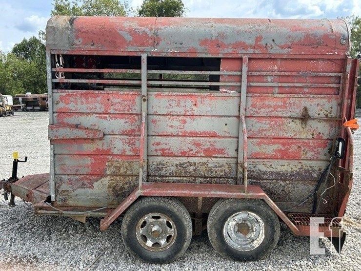 stock-trailer-15'-image-8