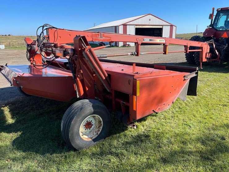 hesston-1365-image-5