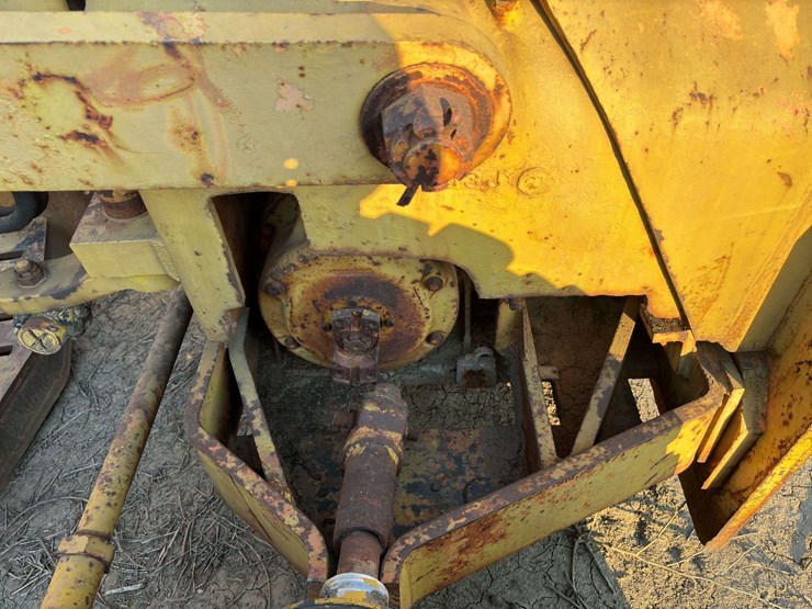 pmco-speedmatic-pm412-road-grader-image-14