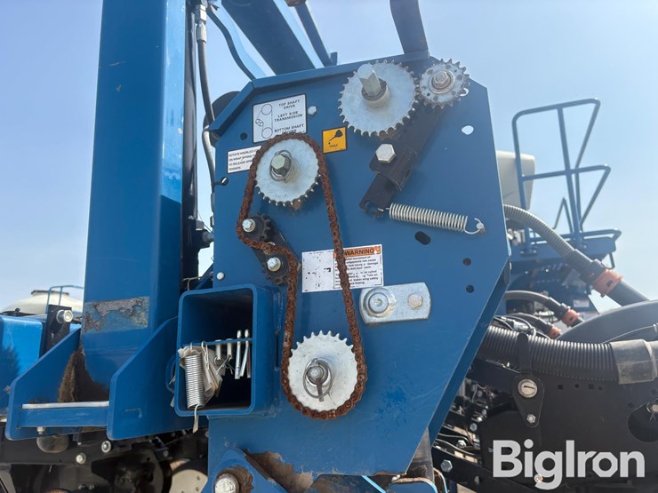 2013-kinze-3600-image-15