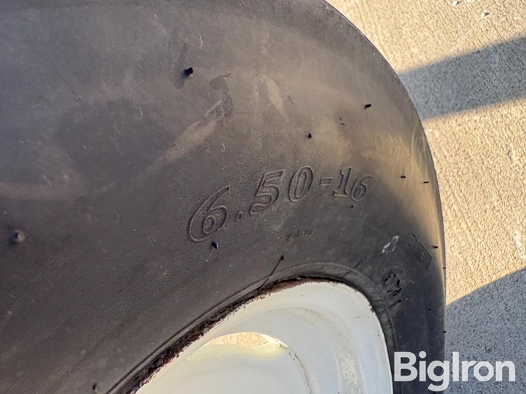 1969-ford-4000-image-14