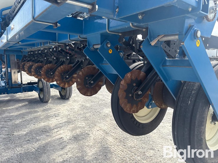 2019-kinze-3600-image-18