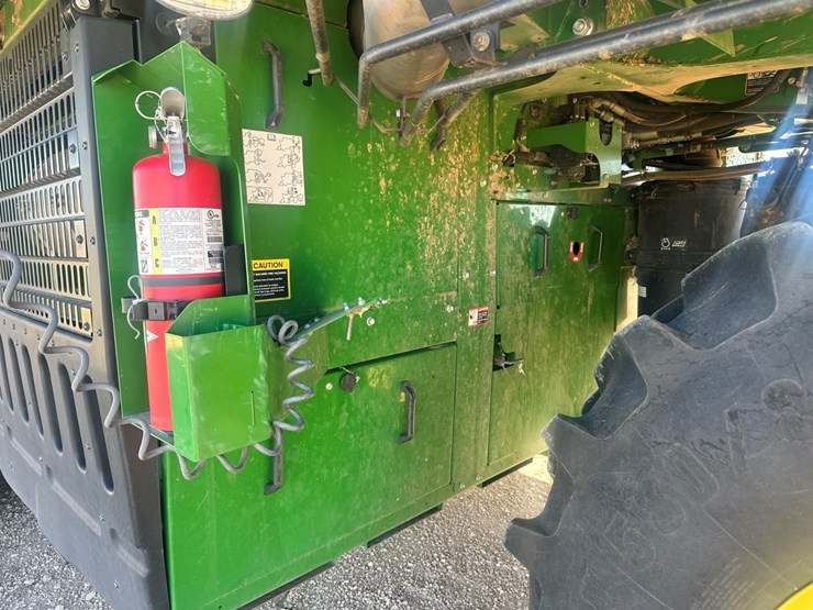 2017-john-deere-cs690-image-27