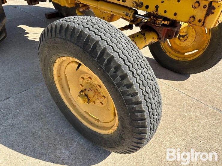 1964-international-2806-image-12